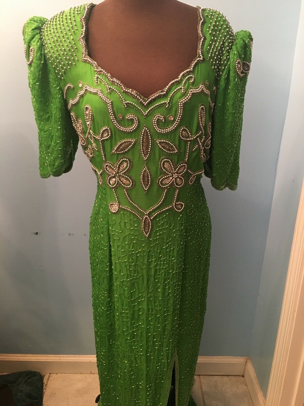 Vintage Sehgal Green Silk Beaded Maxi Formal Ball Gown Mardi Gras Dress Sz M
